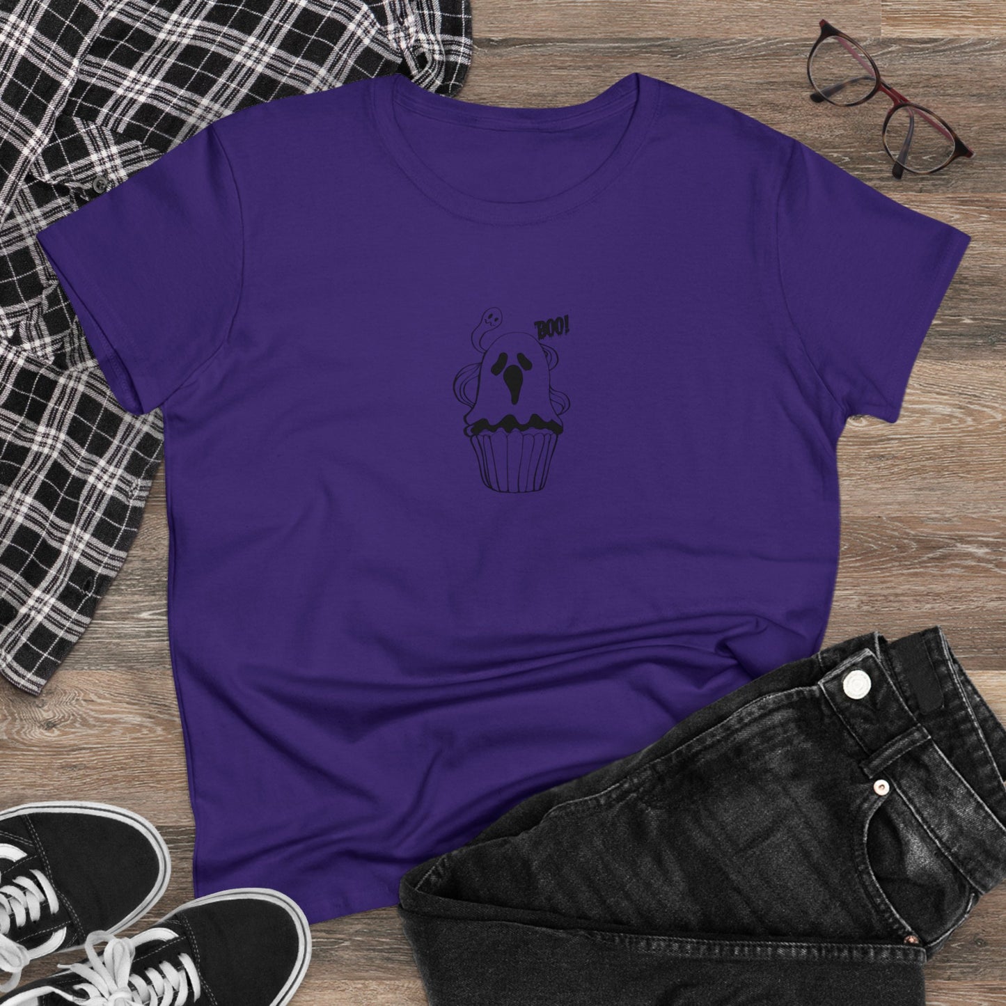 Cute Ghost Cupcake, Halloween Cupcake Designs, Halloween Graphic Shirts, Spooky Halloween Shirts, Cute Halloween Graphic Tees