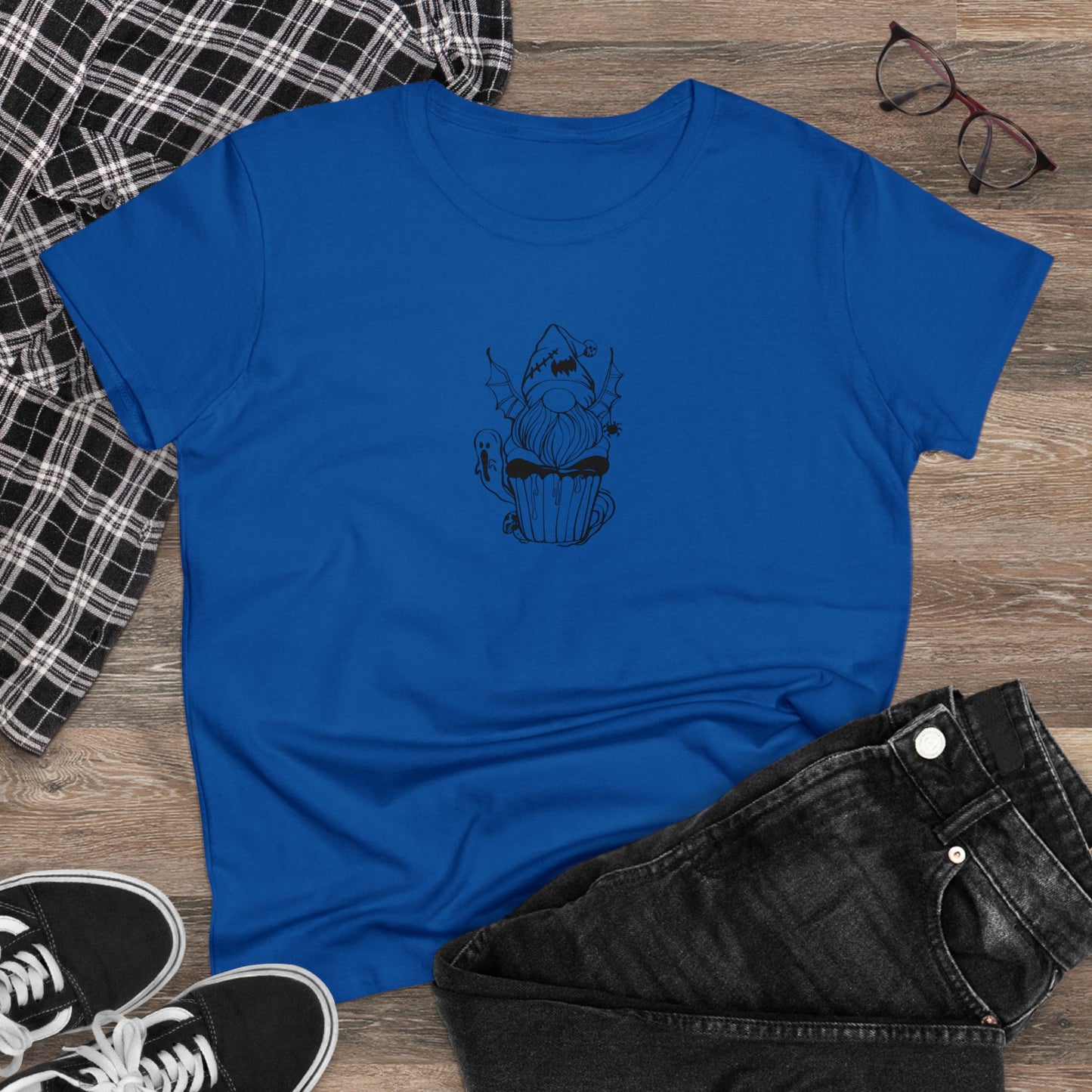 Spooky Elf Cupcake, Halloween Cupcake Designs, Halloween Graphic Shirts, Spooky Halloween Shirts, Cute Halloween Graphic Tees