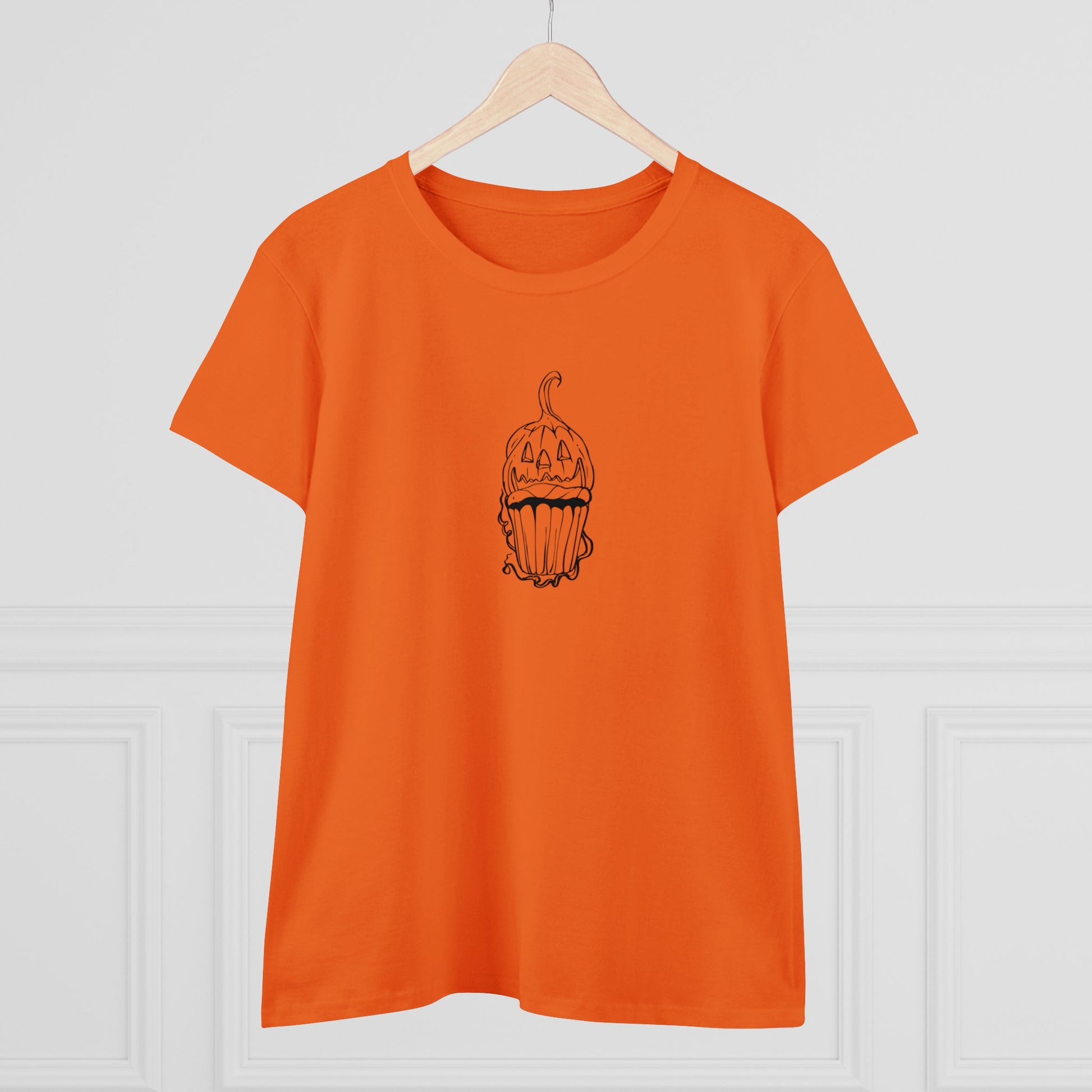 Pumpkin Cupcake, Halloween Cupcake Designs, Halloween Graphic Shirts, Spooky Halloween Shirts, Cute Halloween Graphic Tees