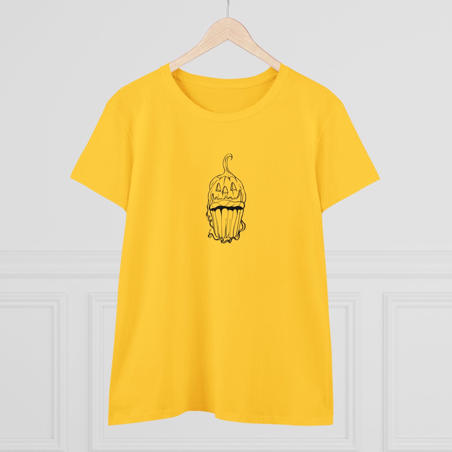 Pumpkin Cupcake, Halloween Cupcake Designs, Halloween Graphic Shirts, Spooky Halloween Shirts, Cute Halloween Graphic Tees