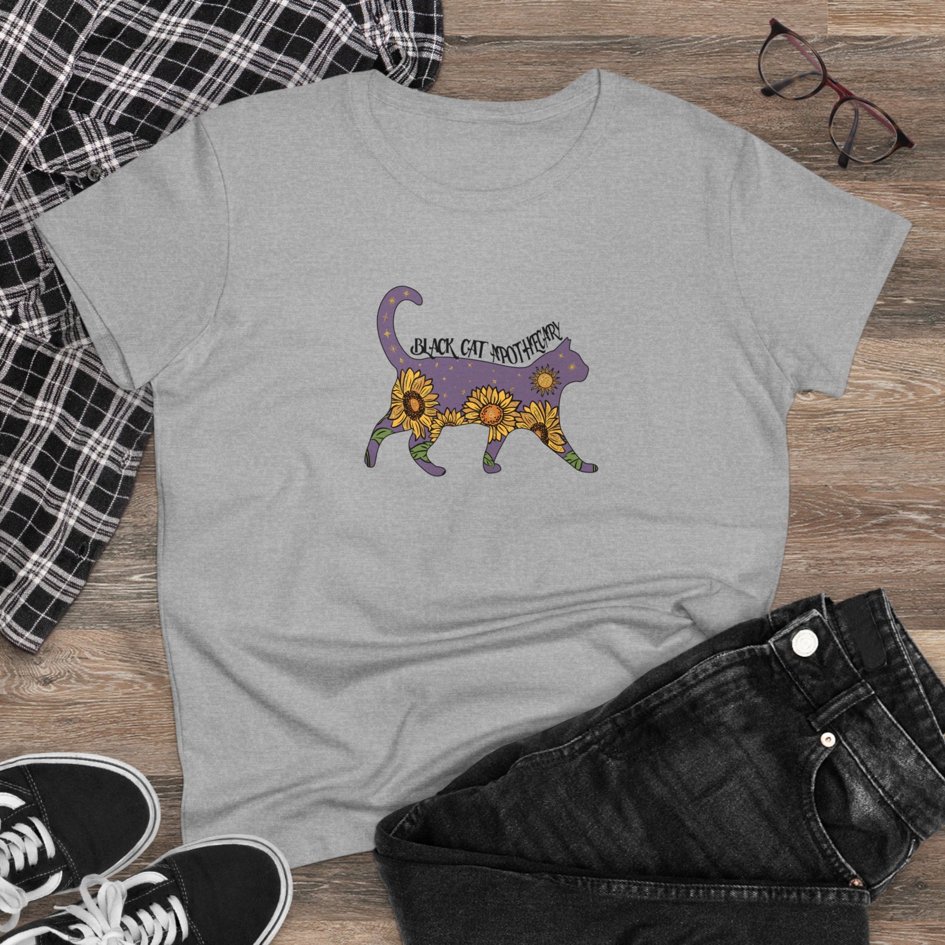 Black Cat, Halloween Graphic Shirts, Spooky Halloween Shirts, Scary Halloween Shirt Designs, Cute Halloween Graphic Tees, Funny Halloween Shirt Ideas