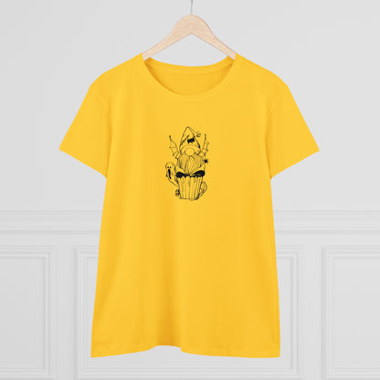 Spooky Elf Cupcake, Halloween Cupcake Designs, Halloween Graphic Shirts, Spooky Halloween Shirts, Cute Halloween Graphic Tees