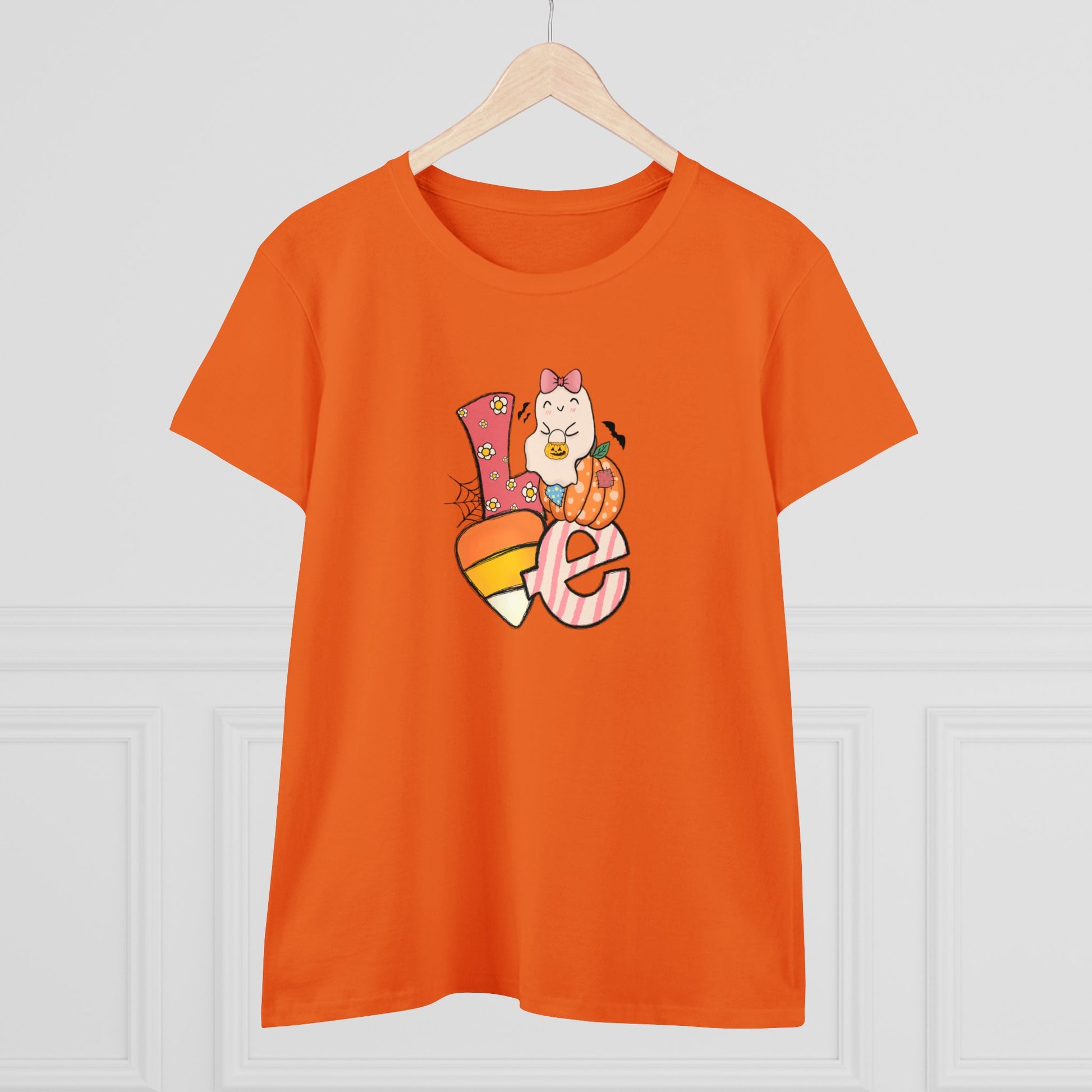 Halloween Love, Halloween Cute Ghost, Halloween Graphic Shirts, Spooky Halloween Shirts, Scary Halloween Shirt Designs, Cute Halloween Graphic Tees, Funny Halloween Shirt Ideas