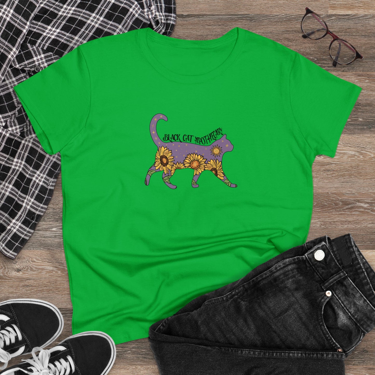 Black Cat, Halloween Graphic Shirts, Spooky Halloween Shirts, Scary Halloween Shirt Designs, Cute Halloween Graphic Tees, Funny Halloween Shirt Ideas