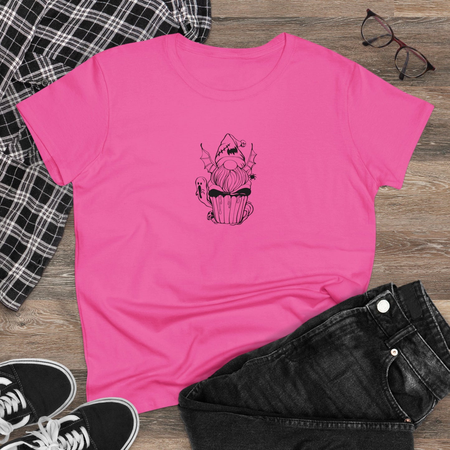 Spooky Elf Cupcake, Halloween Cupcake Designs, Halloween Graphic Shirts, Spooky Halloween Shirts, Cute Halloween Graphic Tees